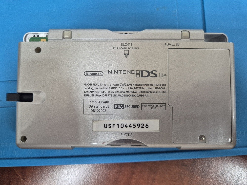 Nintendo DS spare and scape - 4