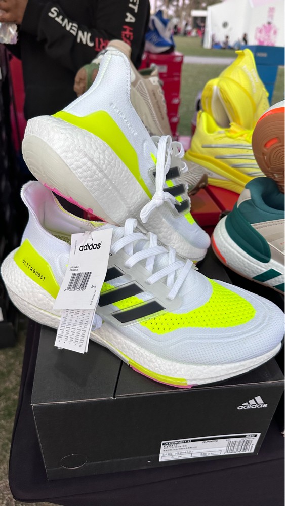 sports shoes .  - 5