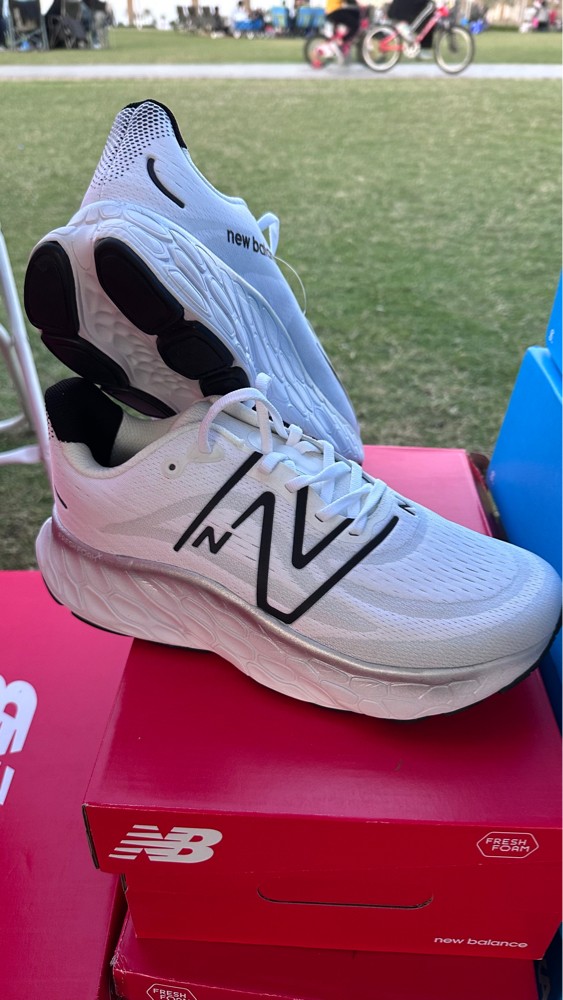 sports shoes .  - 9