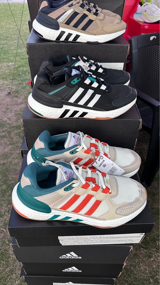 sports shoes .  - 2