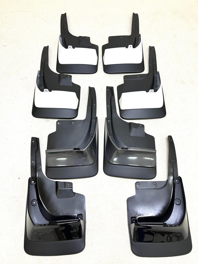 Land Cruiser Mudflap - 1