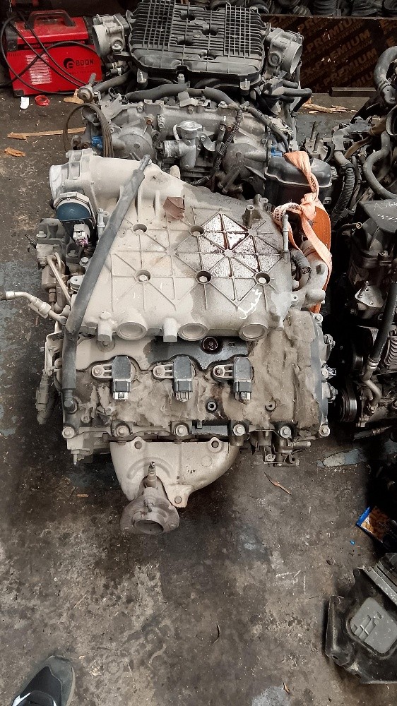 Chevrolet Camaro engine - 1