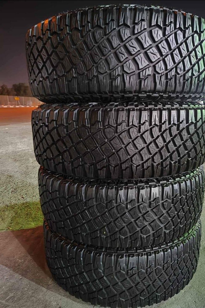 325/65/18"Goodyaer TiRe - 3
