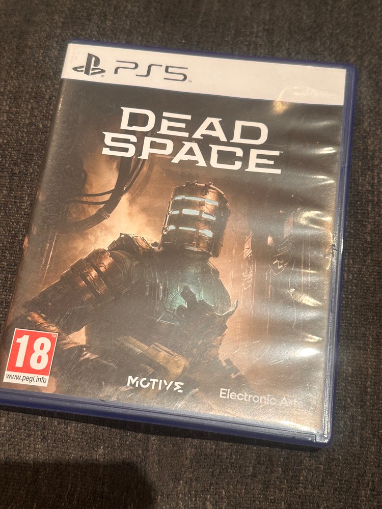 Many PS5 & PS4 games - 8