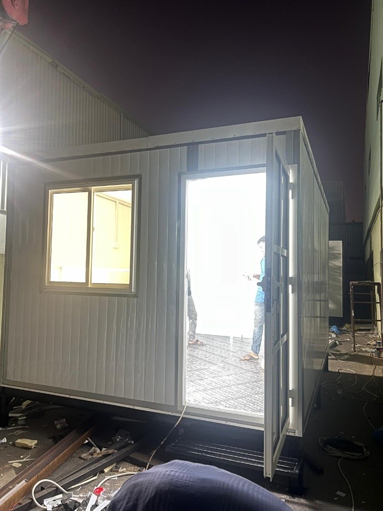cabin,kitchen,toilet - 1