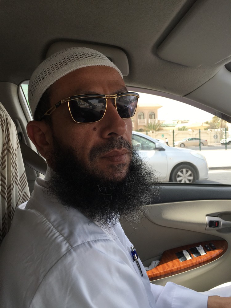 اشرف.  محمد.  على - 1