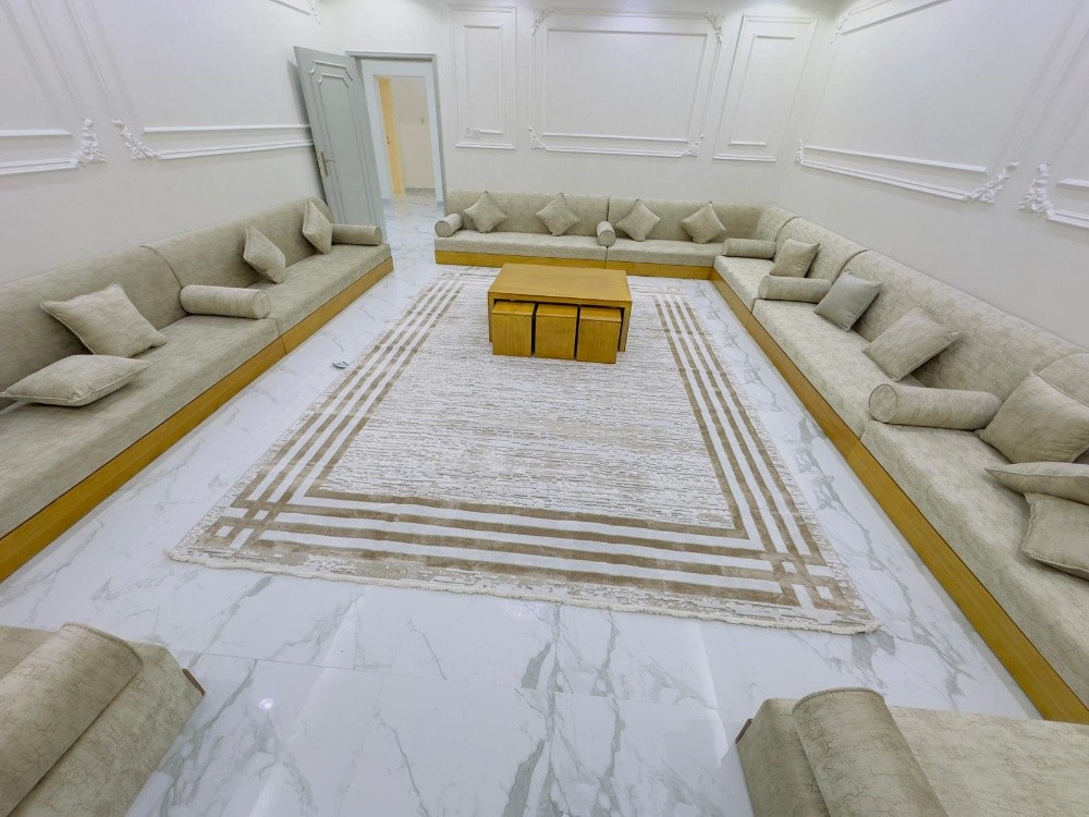Sofa - 2
