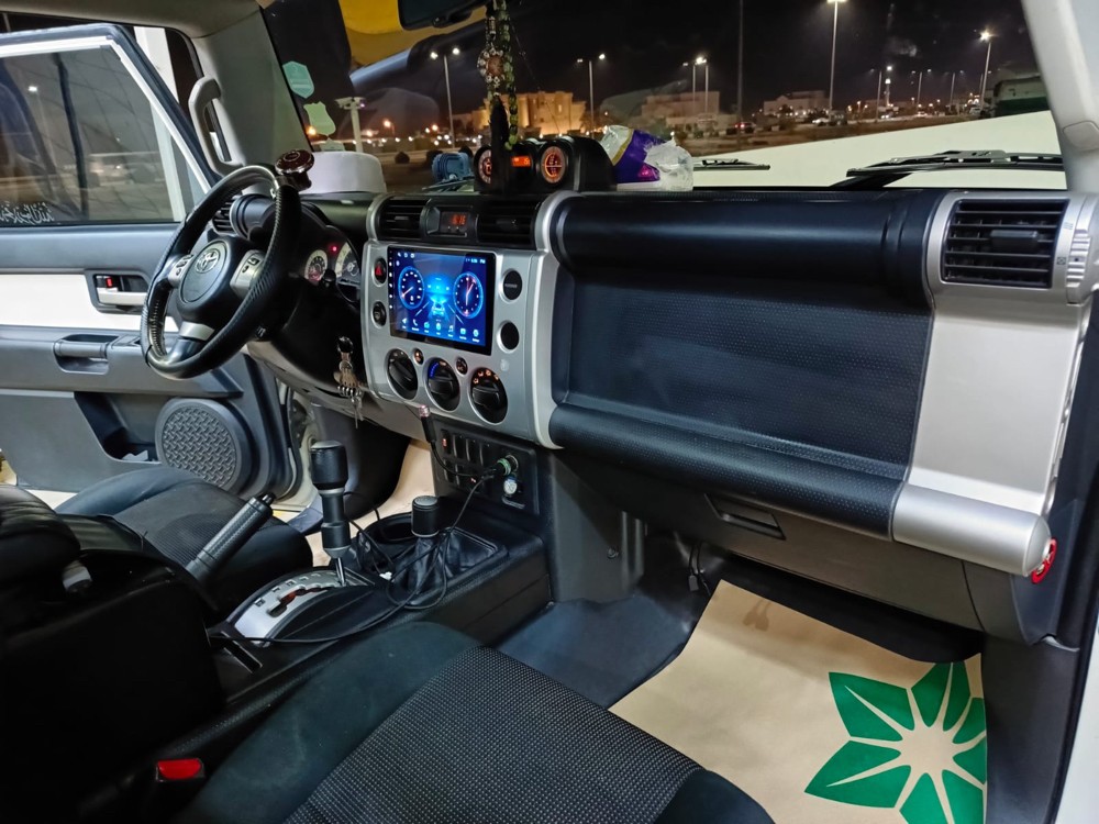 FJ CRUISER - 13