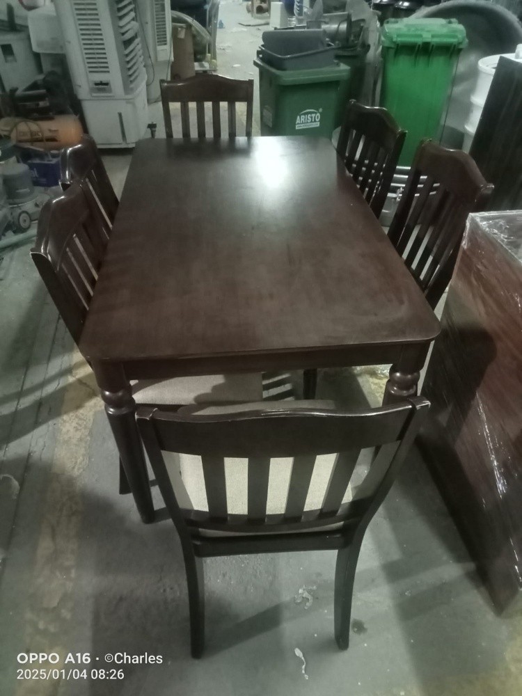 dining table with 6 chairs - 1