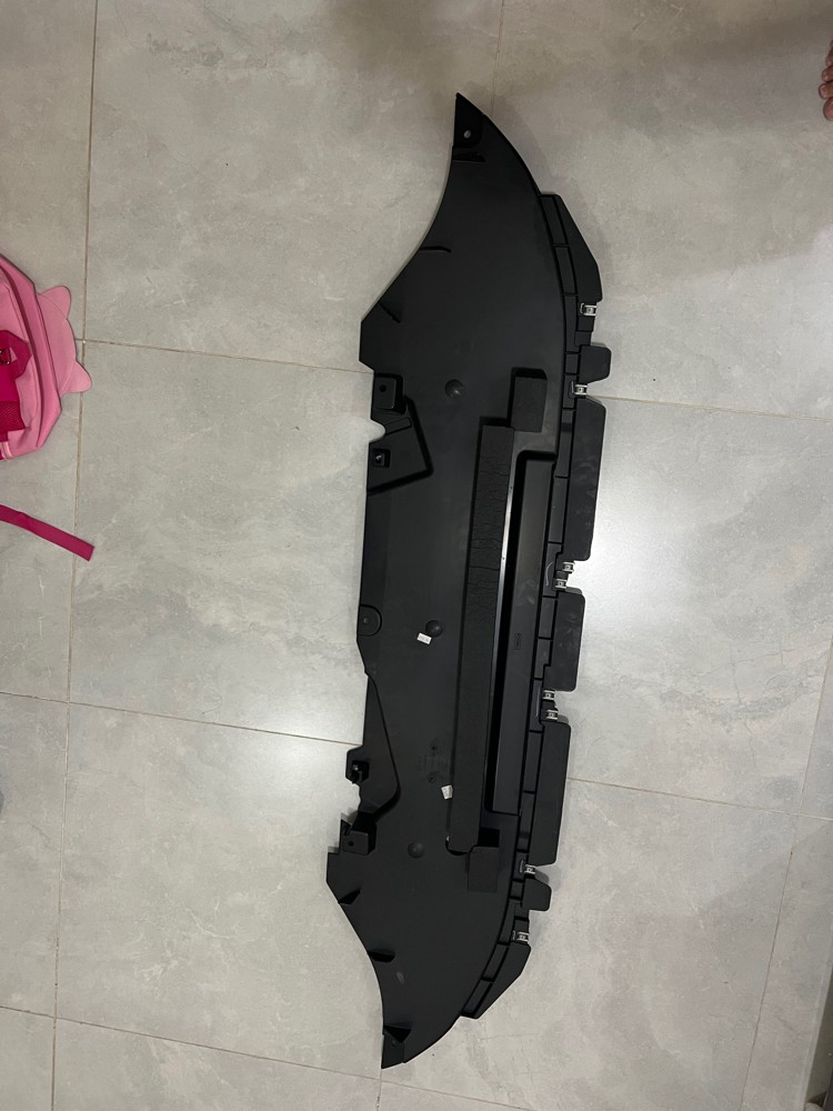 Mustang lower splash shield - 2