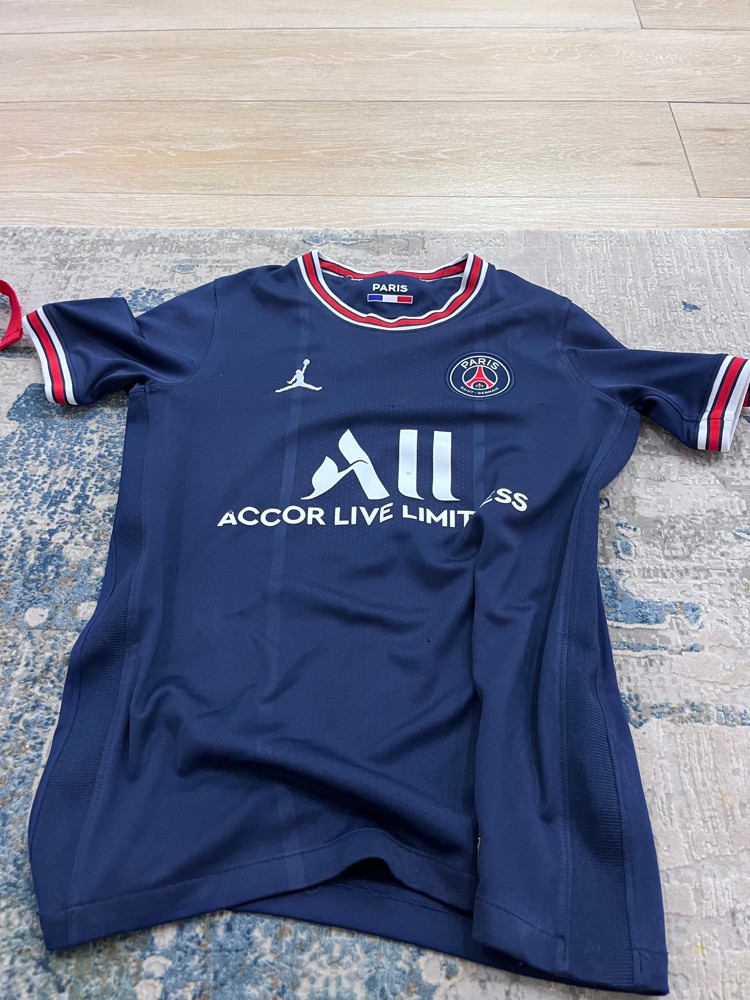 PSG clothing, jacket and backpack - 3