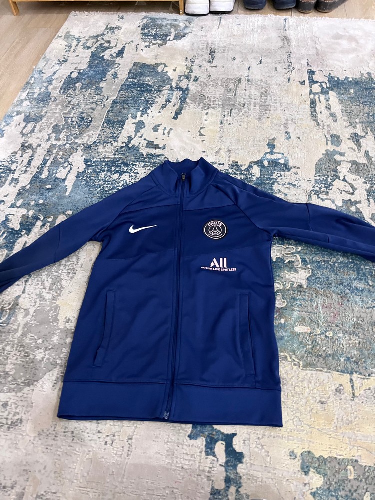 PSG clothing, jacket and backpack - 1