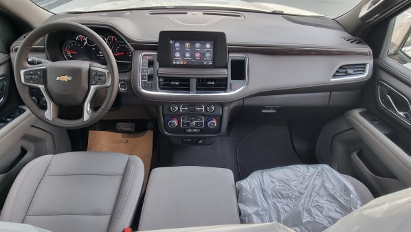 Chevrolet Tahoe   LS - 2024 - 3