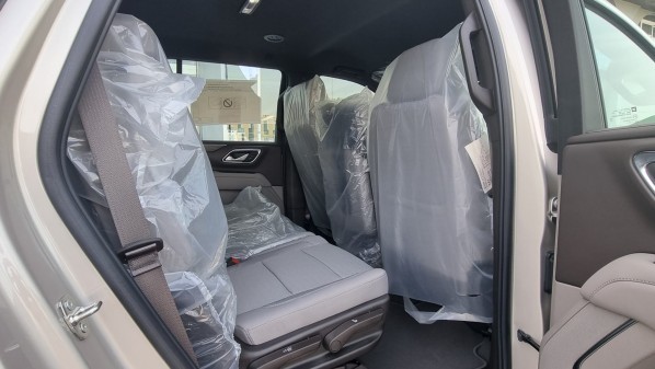 Chevrolet Tahoe   LS - 2024 - 9