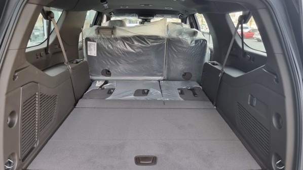 New Chevrolet Suburban -LS 2024 - 11