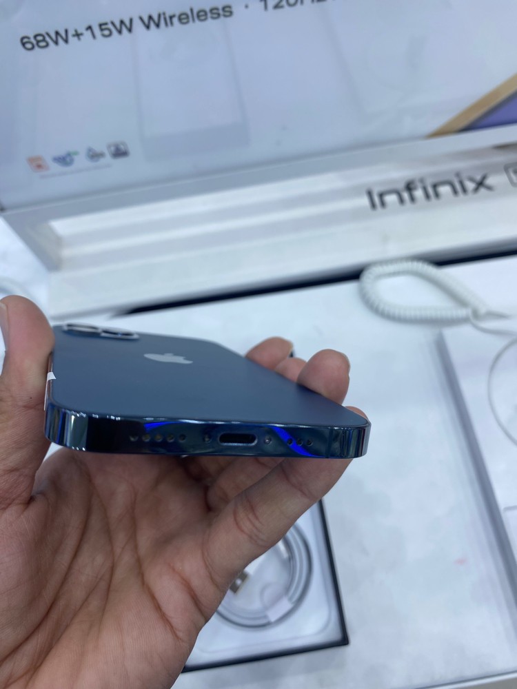 iPhone 12Pro 256GB BLUE - 7