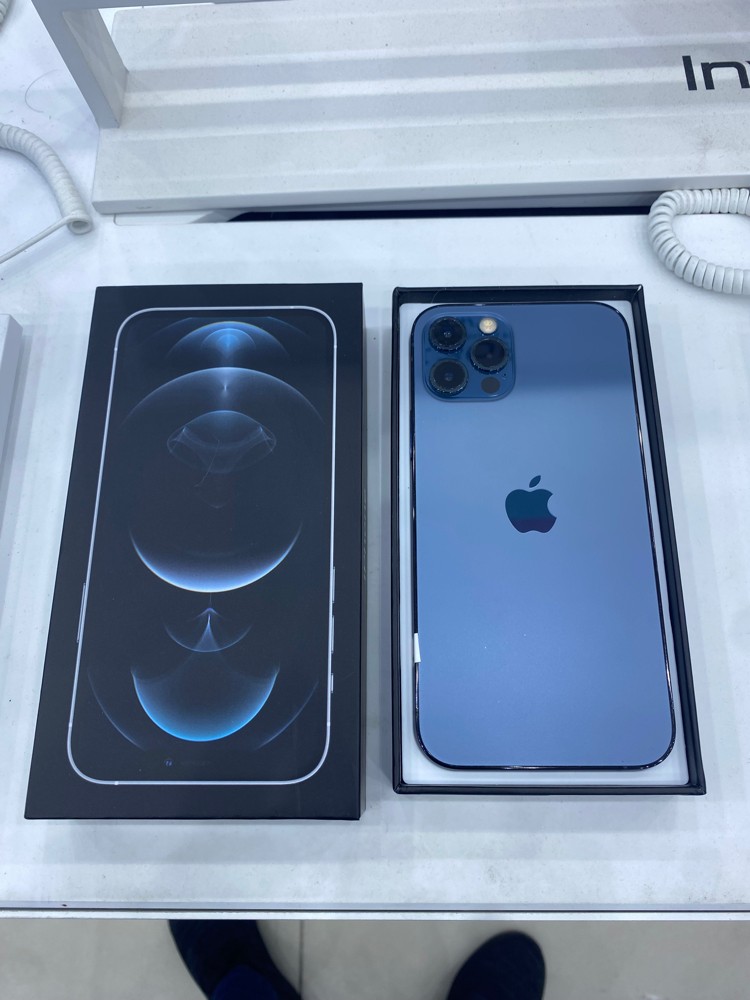 iPhone 12Pro 256GB BLUE - 1