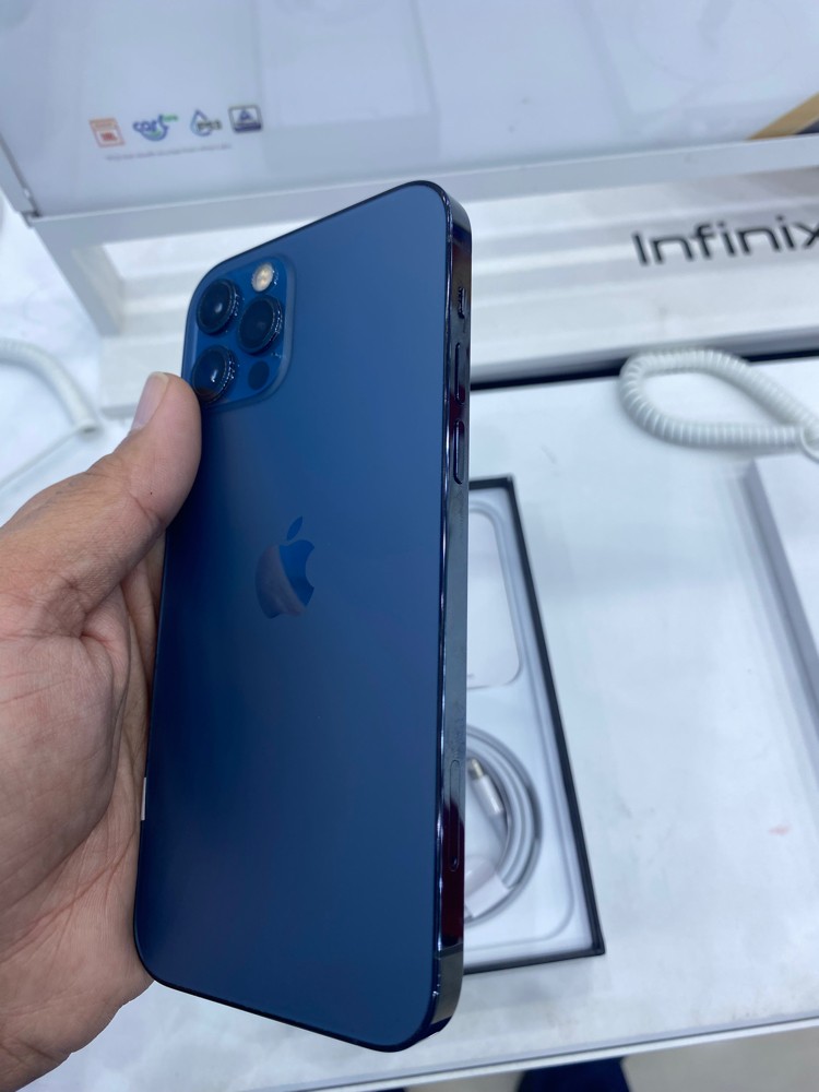iPhone 12Pro 256GB BLUE - 6