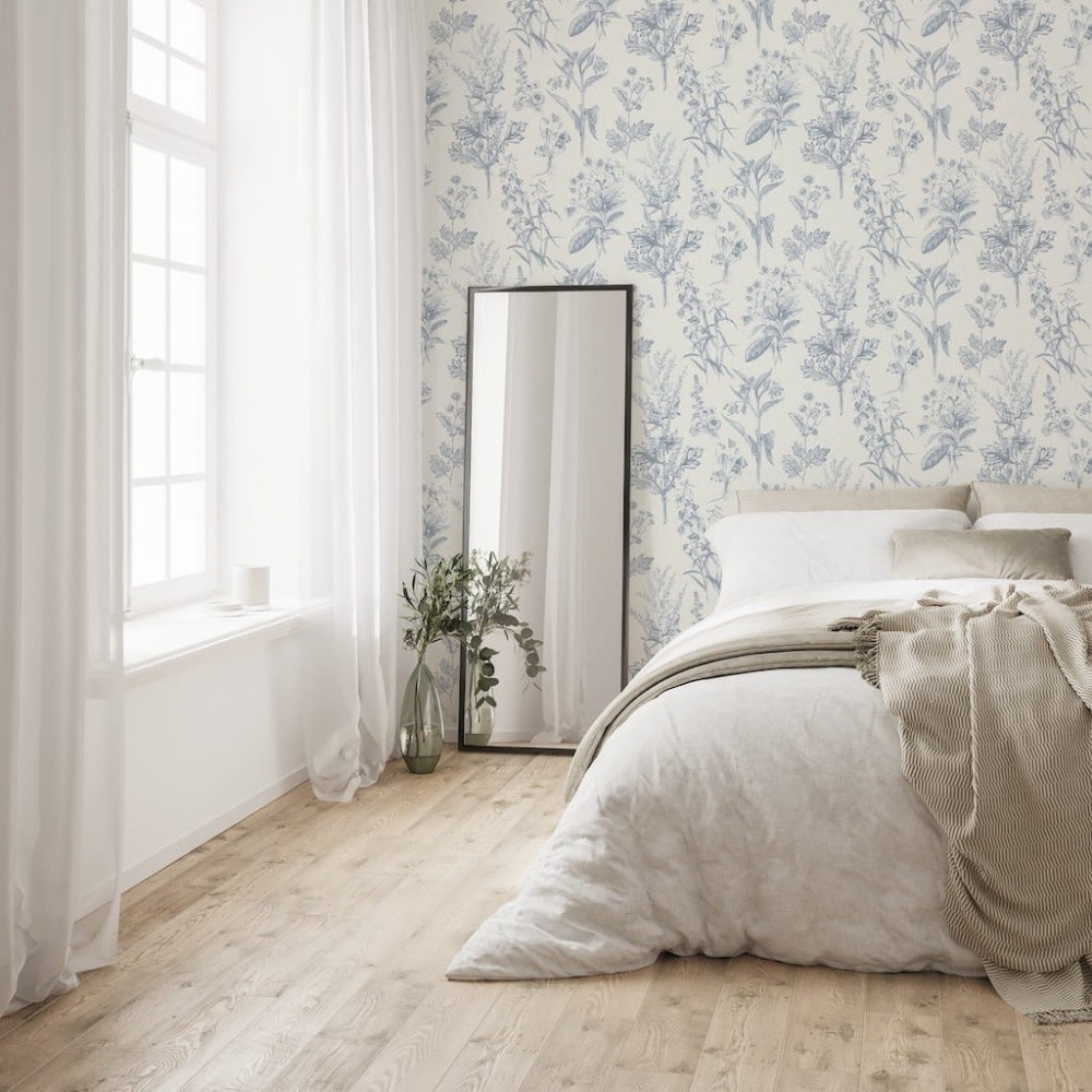 Selling and Fixing New Wallpaper - 7