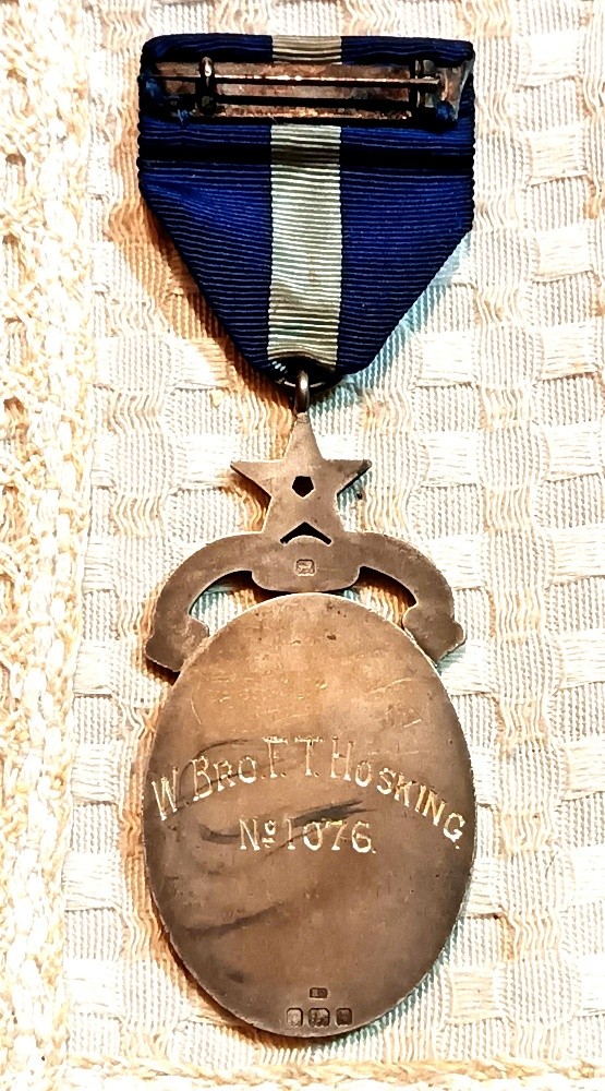 Rare 1930 Royal Medal w2 - 7