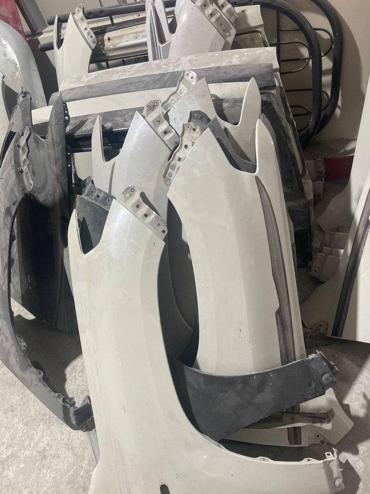 SPAREPARTS FOR LAND CRUISER - 2
