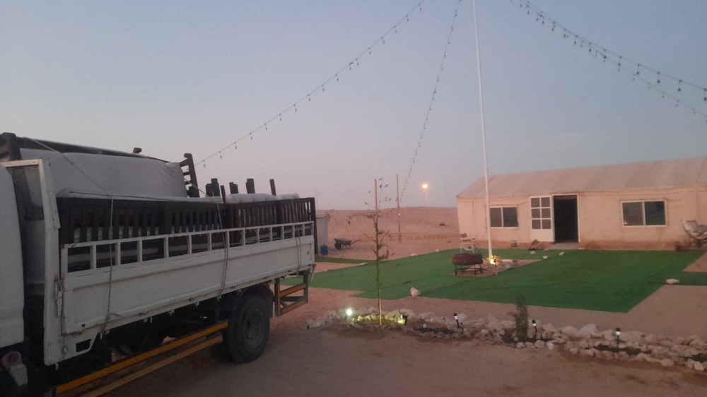 شاحنة للنقل - 1