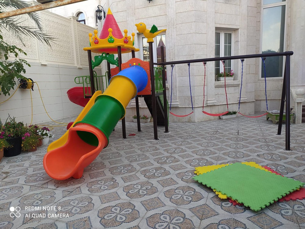 أرجوحة ومنزلقة للأطفال - 1