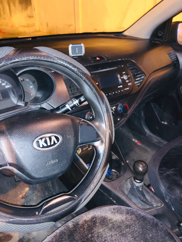 KIA MANUAL CAR 9700 - 3