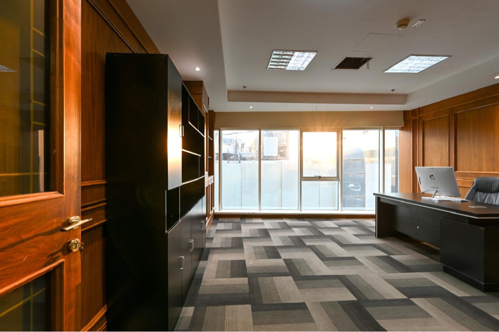offices for rent furnished or un - 6