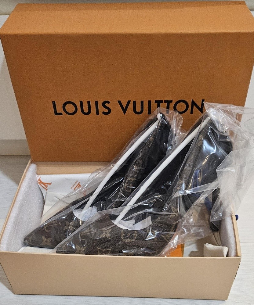 Louis vuitton high heels - 2