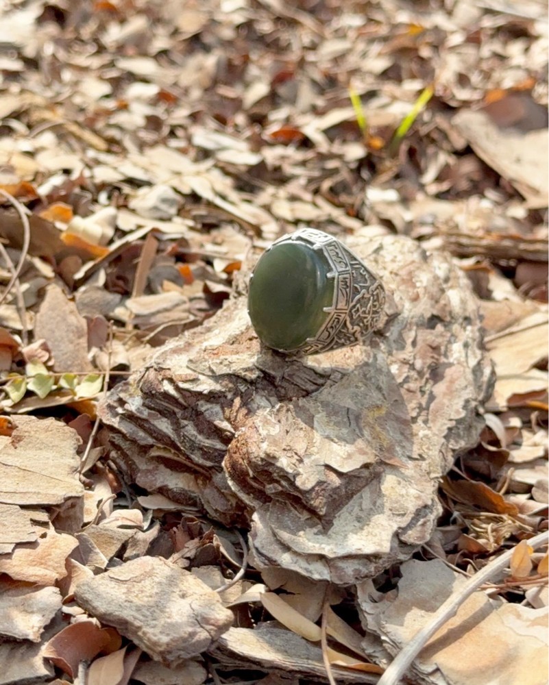 silver gemstone ring - 1