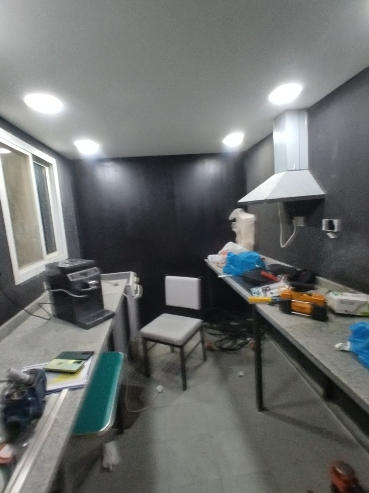 Portable Cafe/Cafeteria - 4