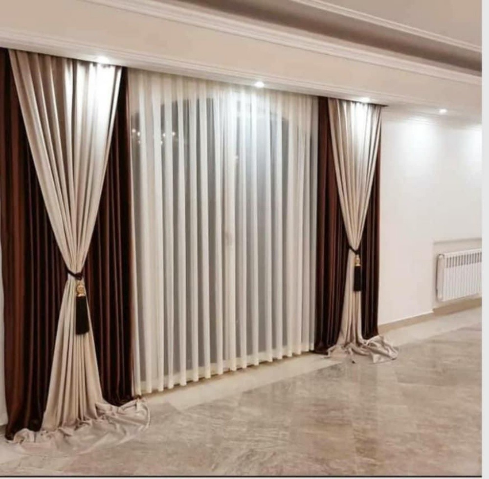 Curtains and Carpet and blinds - 2