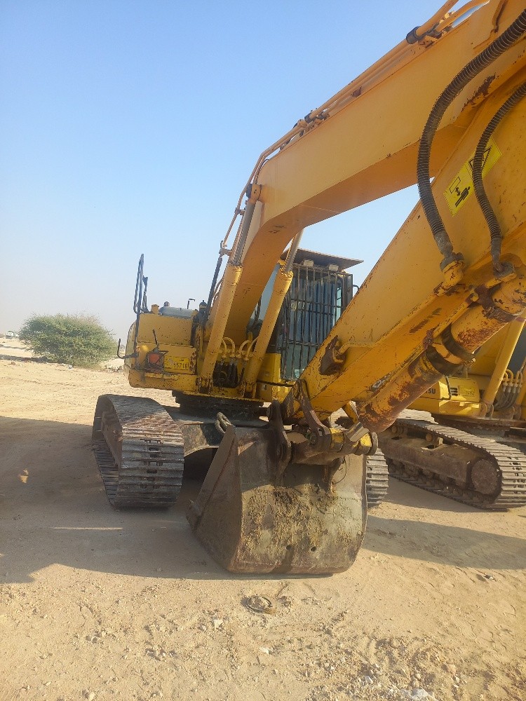 Excavator 20 ton for Rent - 2