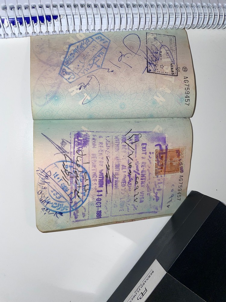 Vintage Pakistani passport EMERGE - 11