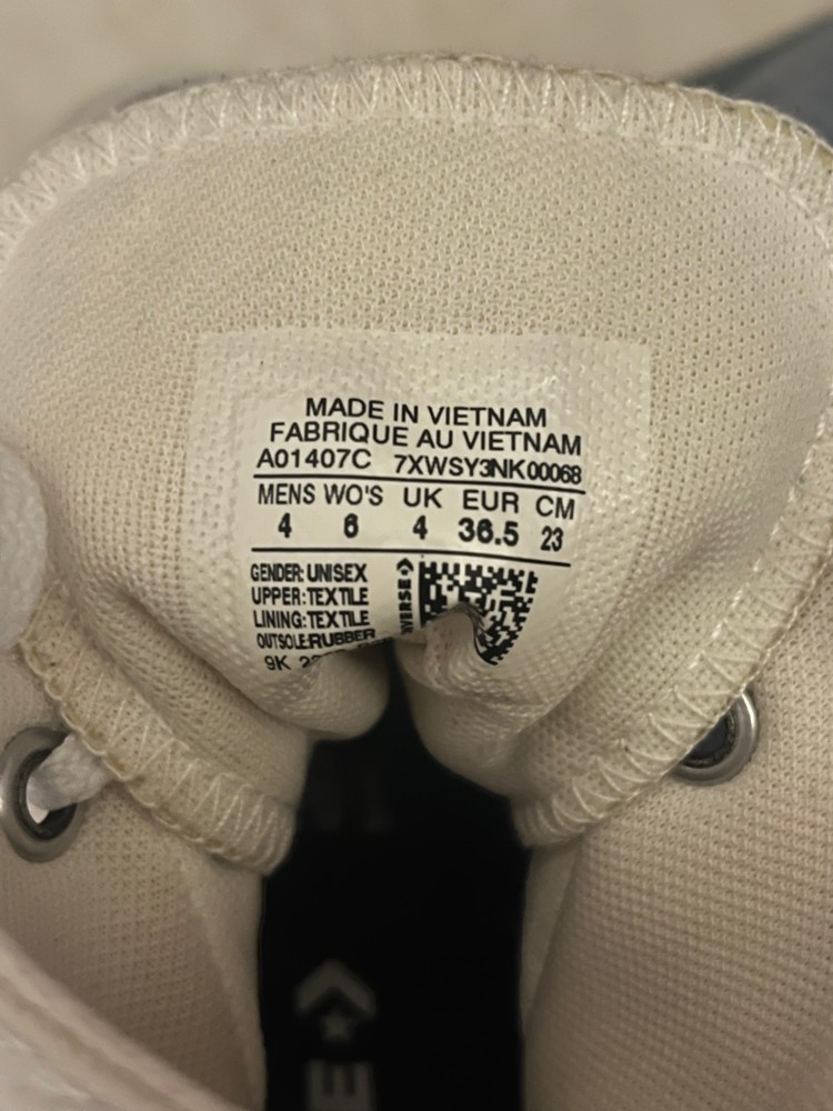 white converse chuck taylor - 3