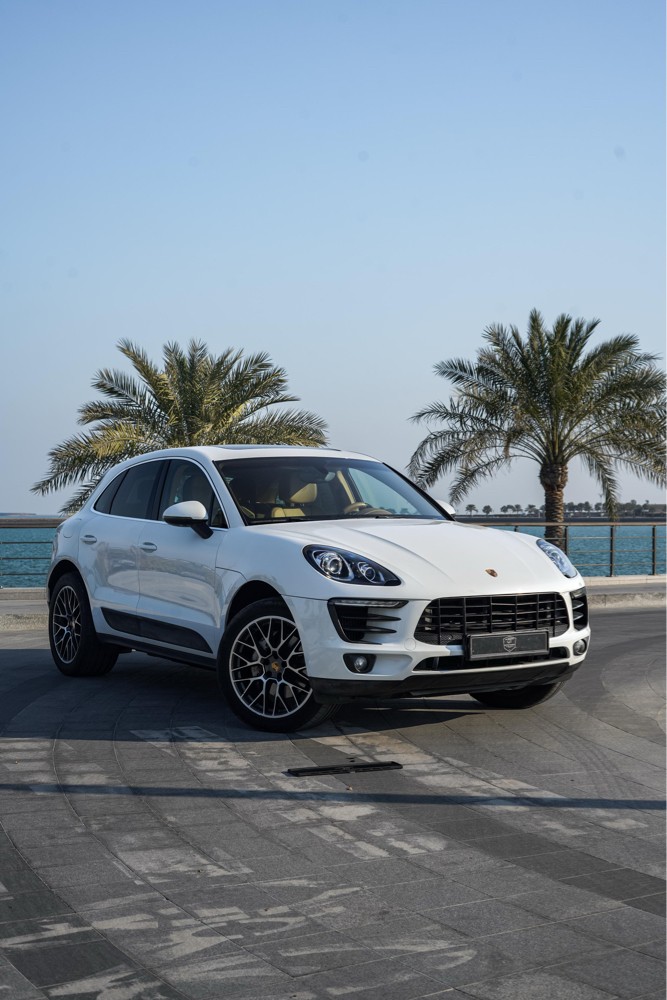 Porsche Macan S - 1