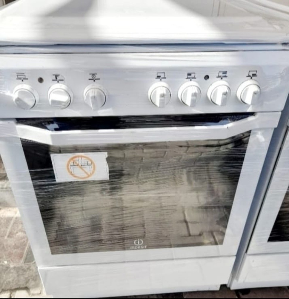 INDESIT Electric Stove Sale. - 1
