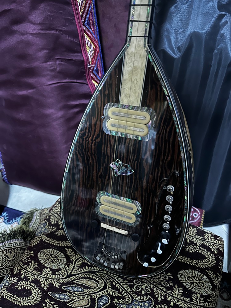 بزق تركي - 1