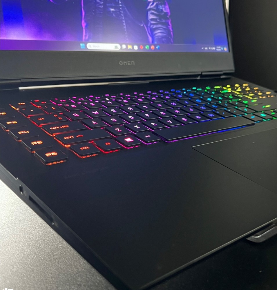‏  Gaming laptop HP OMEN 017  - 5