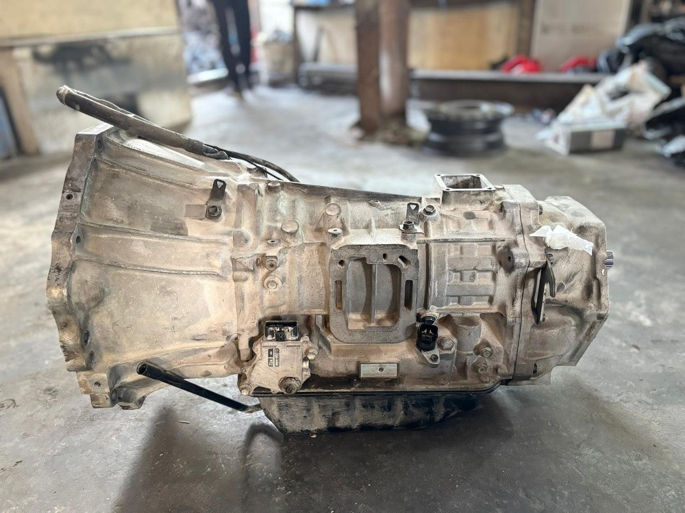 Land Cruiser 6 cylinder - 3