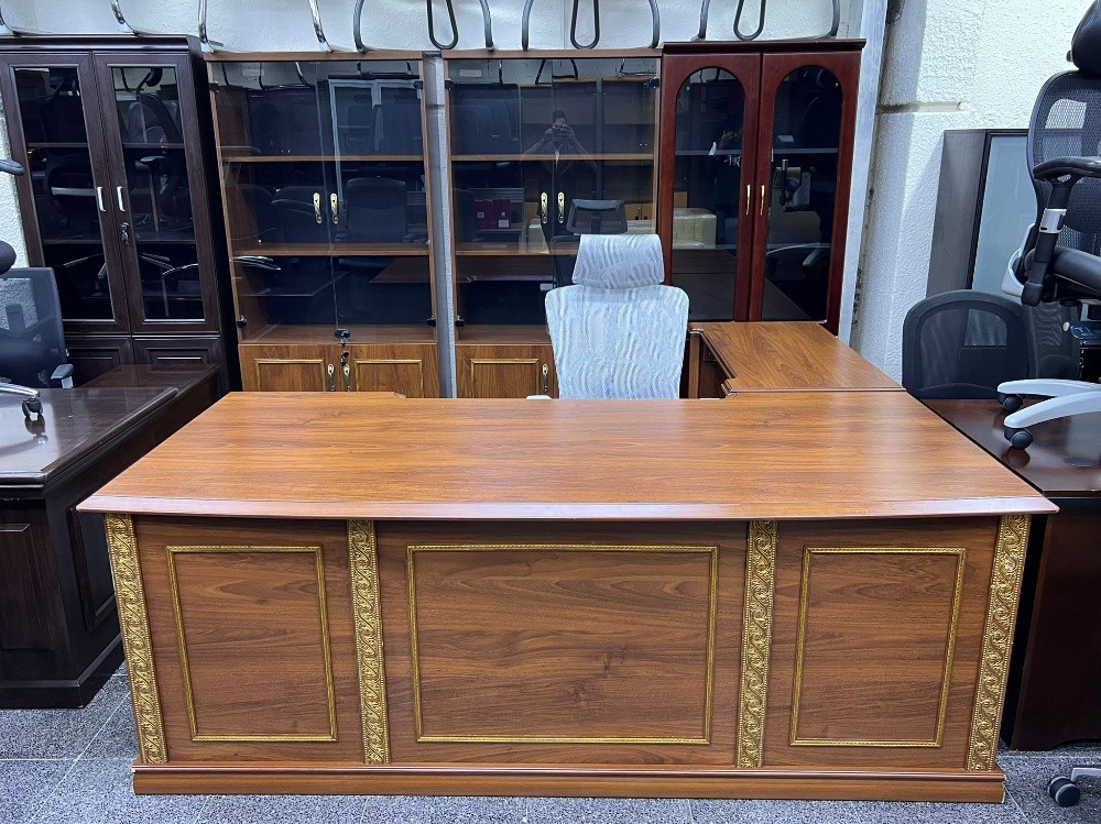 Used Office furniture sell - 1