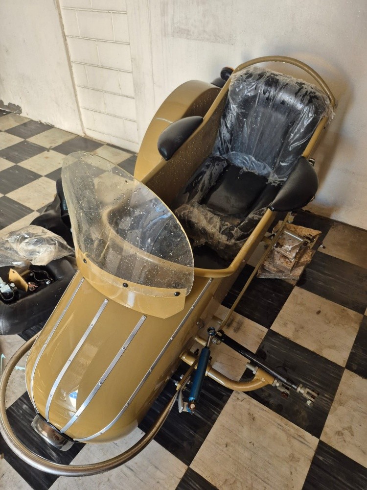 Royal enfield sidecar only - 10