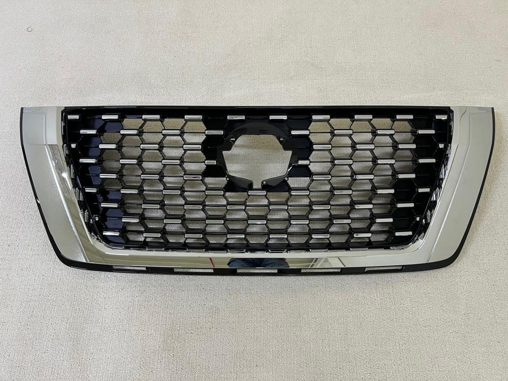 Nissan front grills - 2