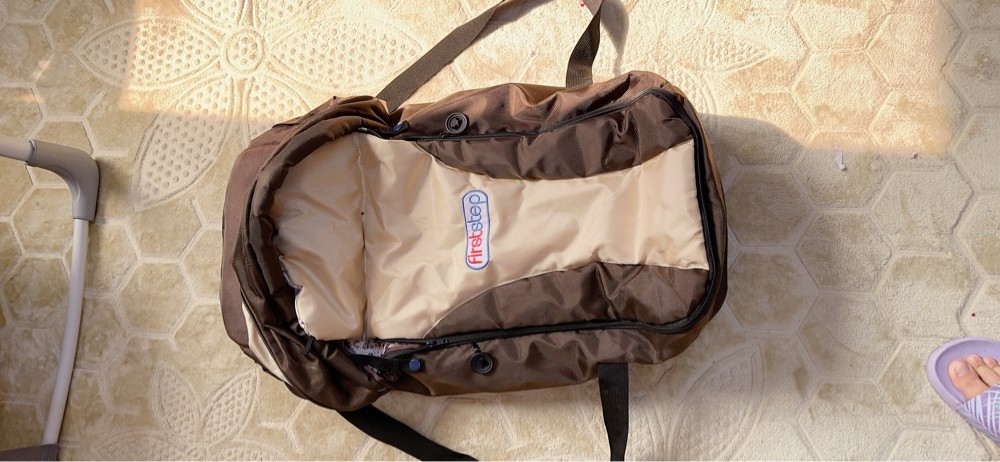 baby carier & carry cot & pants - 5