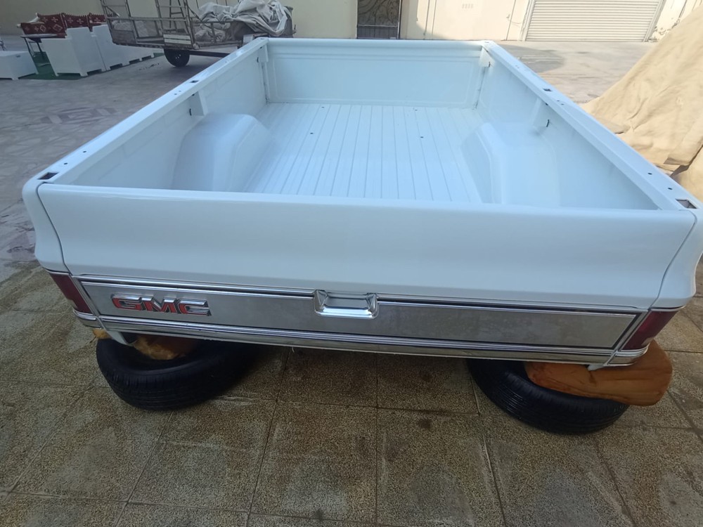 Trunk for GMC pickup 1986 new. - 1