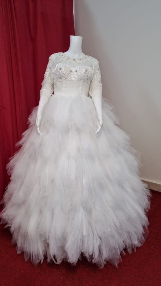 Brand new wedding gown for sale - 4