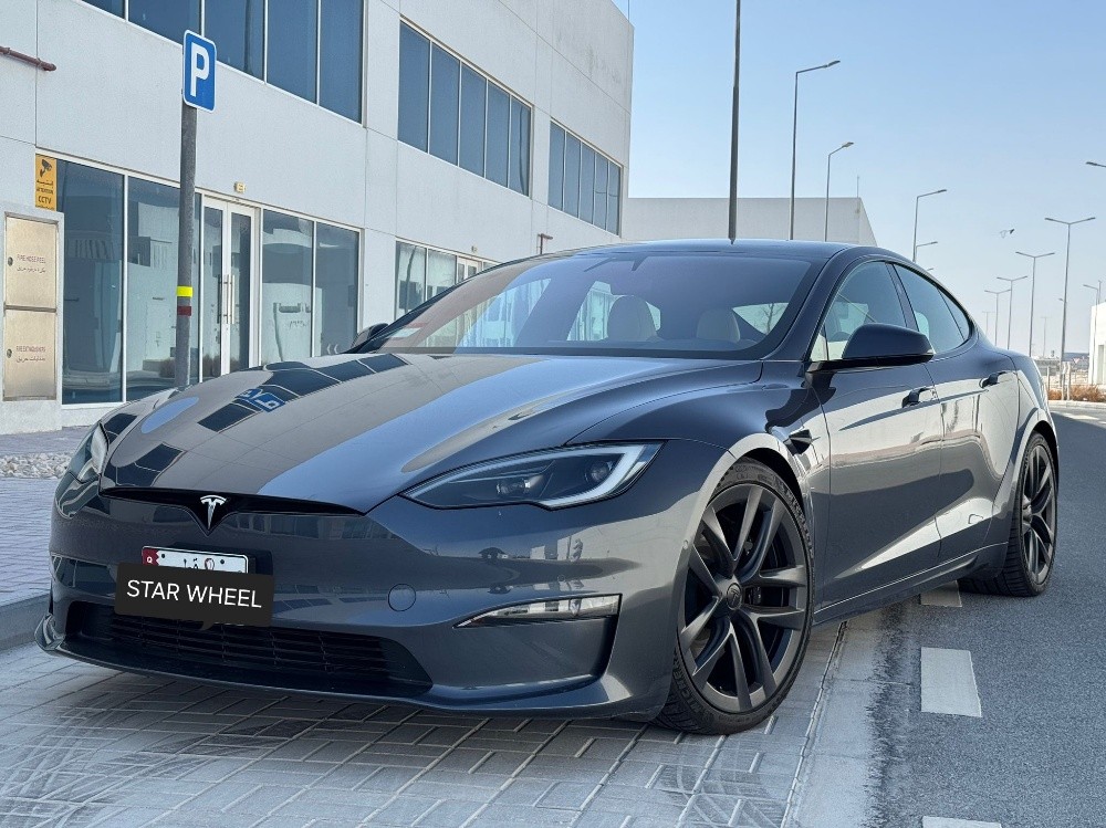 Tesla S Plaid — photo 4 for sale in Qatar
