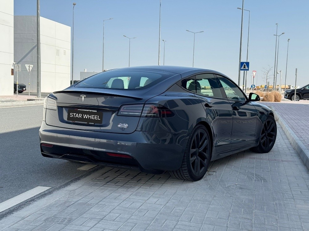 Tesla S Plaid — photo 6 for sale in Qatar