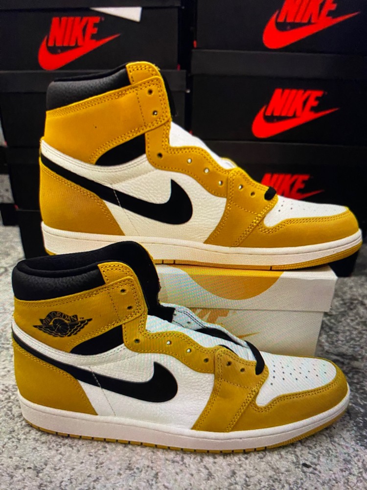 Air Jordan 1 High OG Yellow Ochre - 1